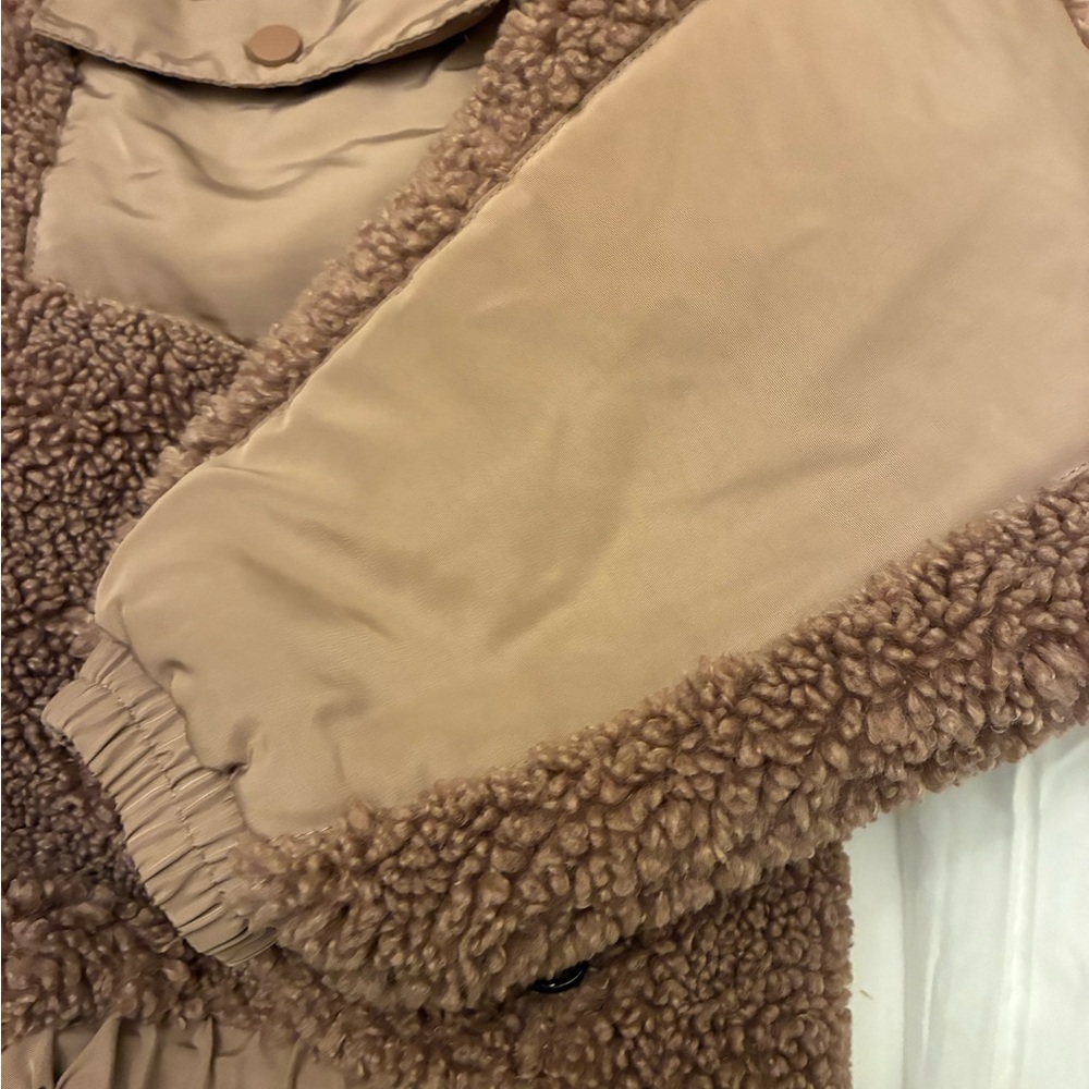 For The Republic women Tan Sherpa Puffer Jacket - Picture 8 of 9